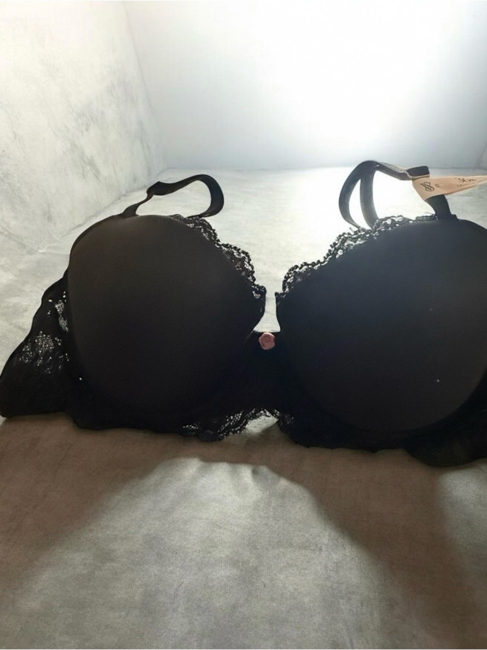 victoria's secret black bra 34B in polyamide